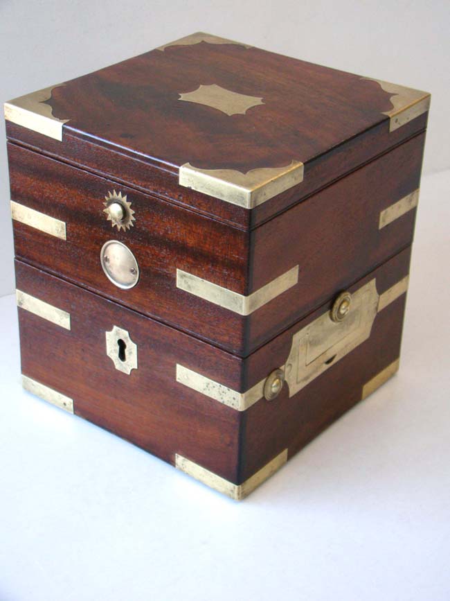 A 19th century Marine Chronometer made by Litherland, Davies & Co., Liverpool, circa 1835-1840 — image 2